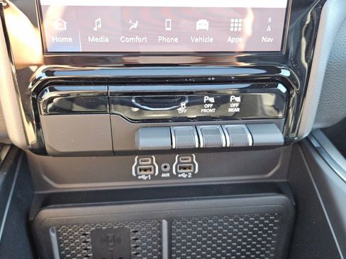 New 2026 RAM 1500 Laramie w/ Night Edition AWD/4WD image 20