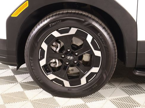 Certified 2026 Hyundai Santa Fe SEL image 17