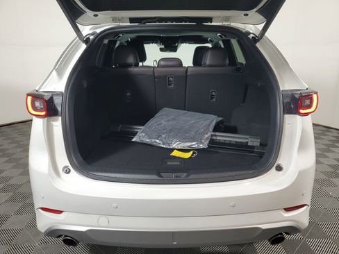 Certified 2025 MAZDA CX-5 Signature image 9