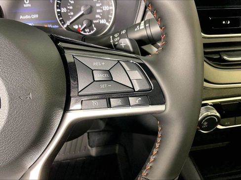 New 2026 Nissan Altima 2.5 SR AWD/4WD image 24