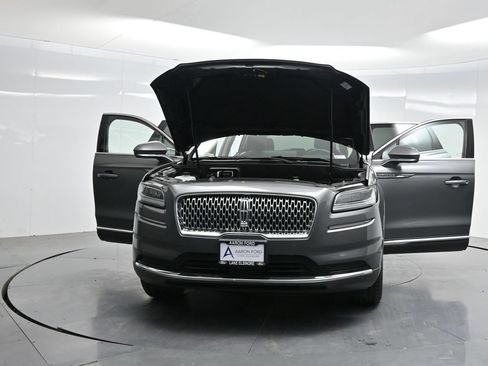 Used 2023 Lincoln Nautilus FWD w/ Premium Package image 50