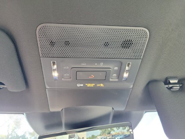 New 2026 Lexus ES 350h w/ Cold Area Package FWD image 31