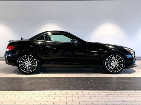 Used 2017 Mercedes-Benz SLC 43 AMG image 11