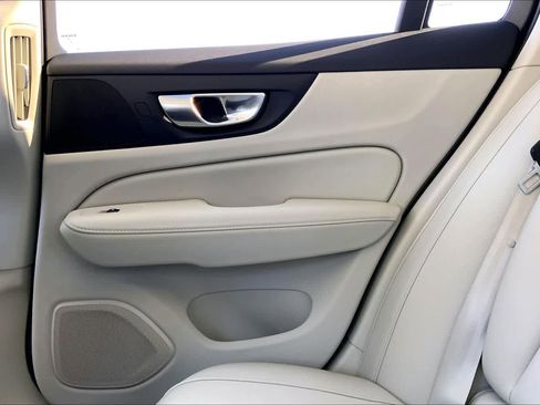 Used 2026 Volvo V60 B5 Cross Country Plus w/ Protection Package Premier image 36