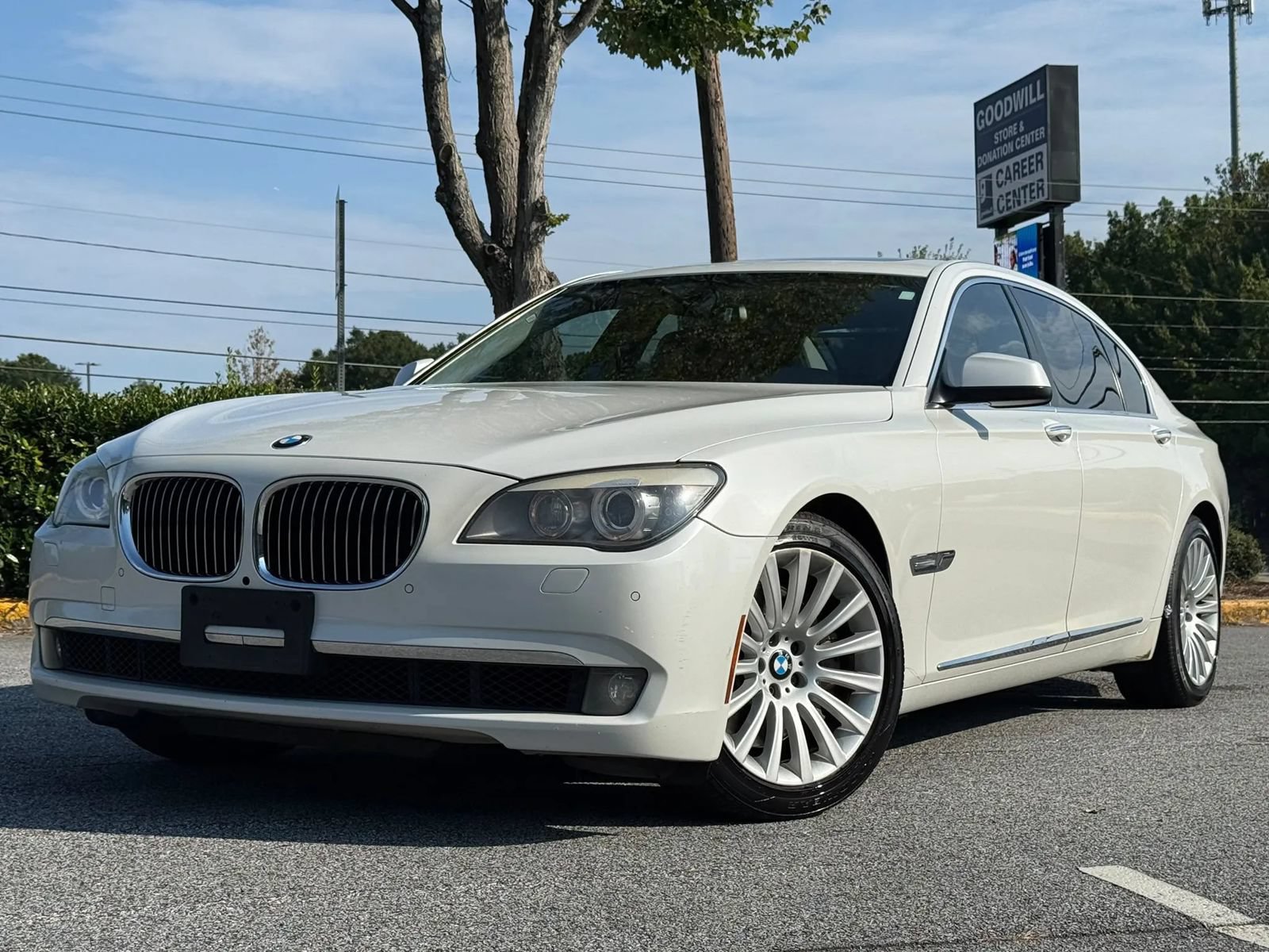 Used 2012 BMW 750Li RWD image 2