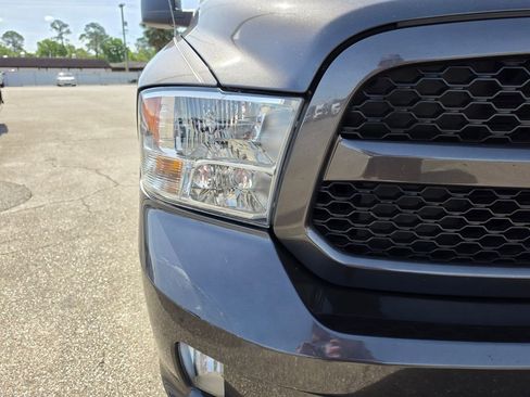 Used 2019 RAM 1500 Express RWD image 11