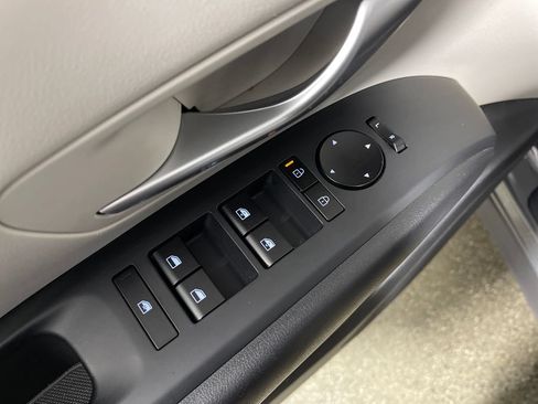 Certified 2025 Hyundai Tucson SEL FWD image 18