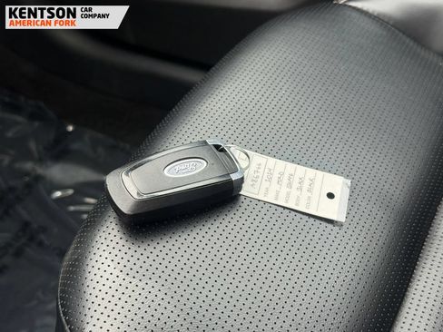 Used 2024 Ford Escape Platinum AWD/4WD image 35