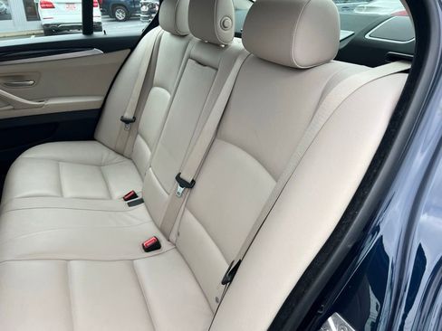 Used 2011 BMW 528i Sedan RWD image 17