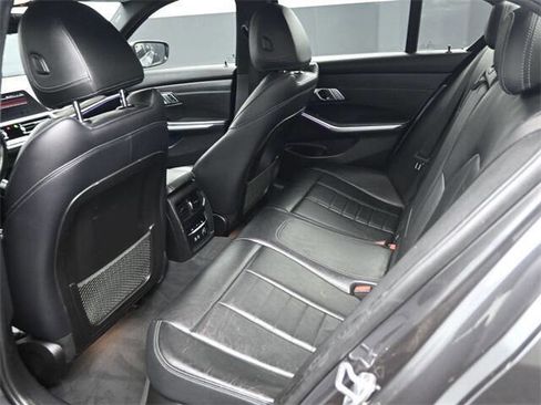 Used 2019 BMW 330i Sedan w/ Convenience Package image 13