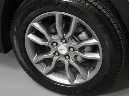 Used 2023 GMC Terrain SLT FWD image 6