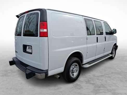 Certified 2024 Chevrolet Express 2500 w/ Driver Convenience Package image 7