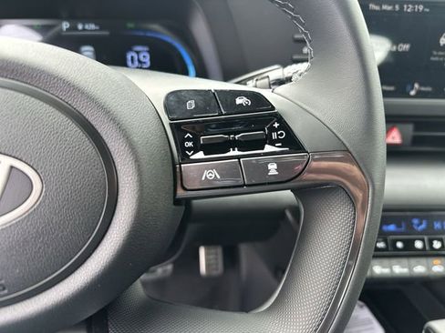 New 2026 Hyundai Elantra SEL Sport image 32