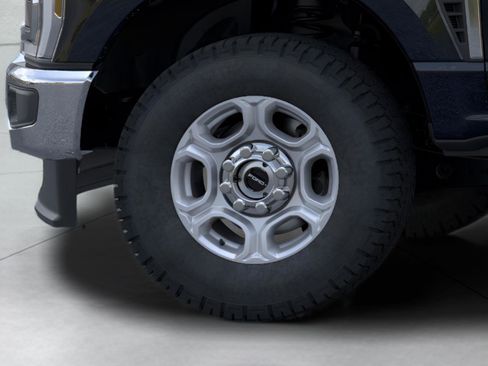 New 2026 Ford F250 XLT w/ XLT Premium Package image 19