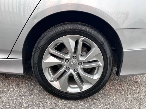 Used 2020 Honda Accord LX image 9
