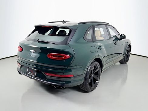 Certified 2025 Bentley Bentayga AWD/4WD image 8
