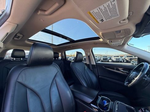 Used 2021 Lincoln Nautilus Reserve w/ Equipment Group 201A image 31