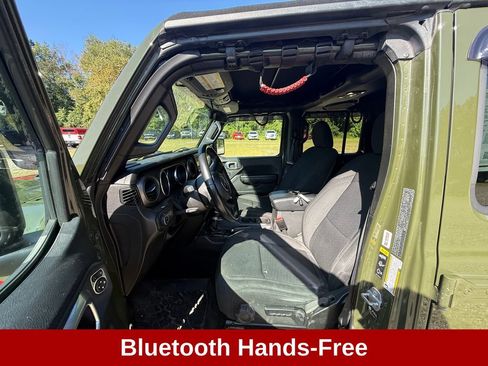 Used 2022 Jeep Gladiator Sport AWD/4WD image 13