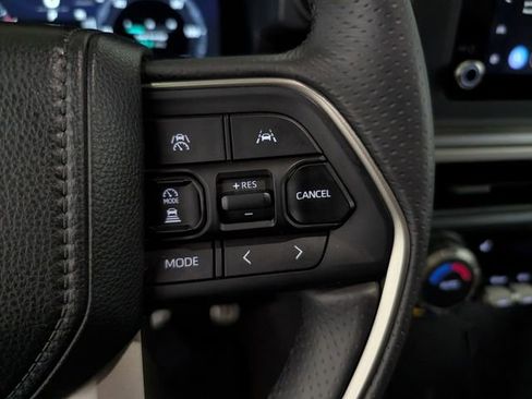 Used 2025 Toyota 4Runner TRD Sport image 17