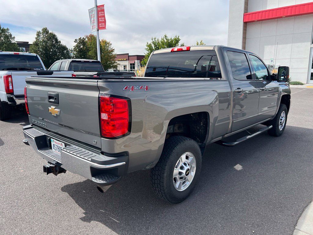 Used 2017 Chevrolet Silverado 2500 LT AWD/4WD image 2