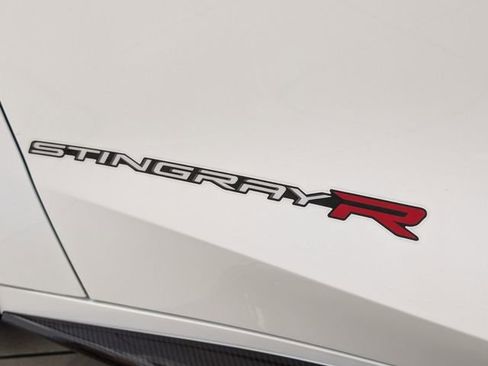 Used 2023 Chevrolet Corvette Stingray Premium Conv w/ Z51 Performance Package image 4