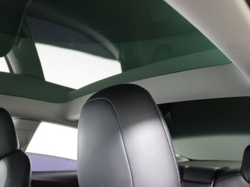 Used 2023 Tesla Model 3 Standard Range image 29