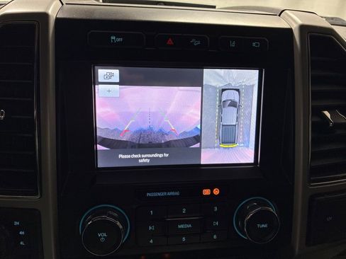 Used 2020 Ford F350 Lariat image 18