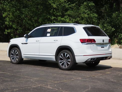 Used 2022 Volkswagen Atlas SEL Premium AWD/4WD image 6