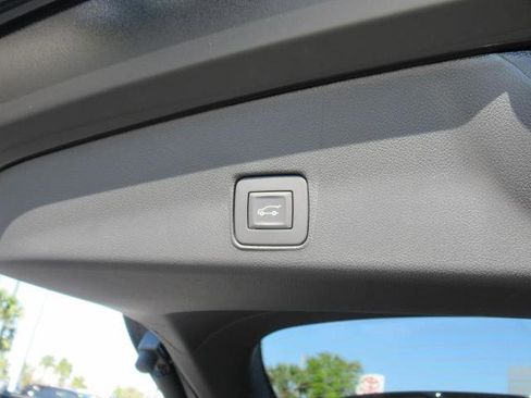 New 2025 Chevrolet TrailBlazer RS w/ Convenience Package image 31