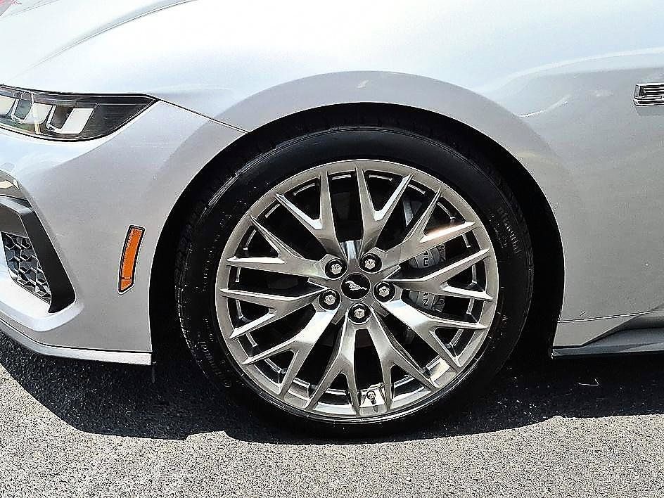 Used 2024 Ford Mustang GT Premium RWD image 10