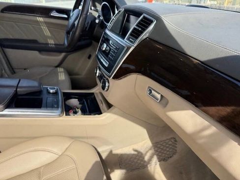 Used 2016 Mercedes-Benz GL 450 4MATIC image 33