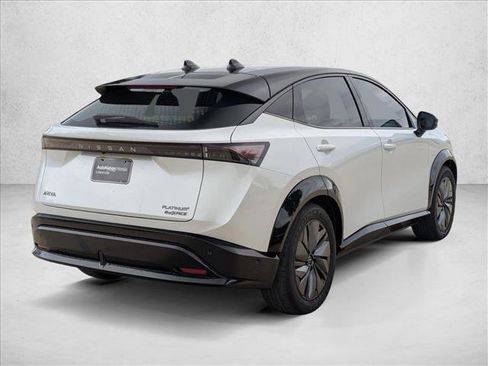 Used 2023 Nissan Ariya image 5
