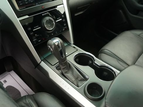 Used 2015 Ford Explorer Limited w/ Equipment Group 302A FWD image 31