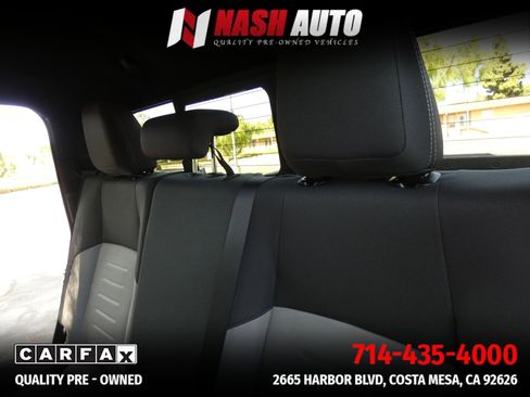 Used 2025 Toyota Tacoma TRD Off-Road w/ TRD Off Road Upgrade Package AWD/4WD image 42