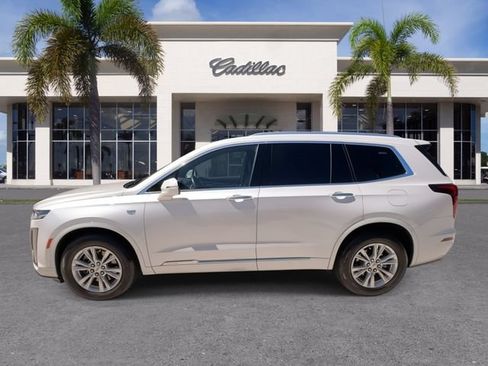 Certified 2023 Cadillac XT6 Luxury FWD image 8