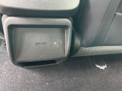 New 2025 Chevrolet Equinox EV LT image 24