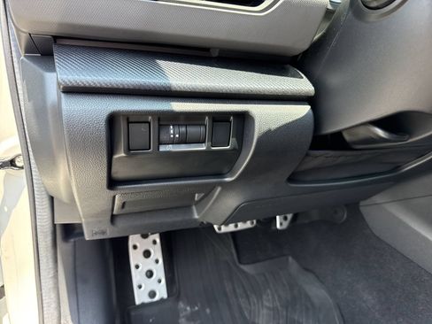 Used 2025 Subaru Crosstrek 2.5i Sport AWD/4WD image 16