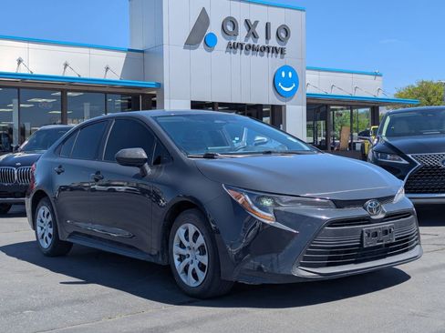 Used 2024 Toyota Corolla LE FWD image 1