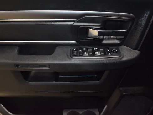 Used 2022 RAM 1500 Warlock AWD/4WD image 18