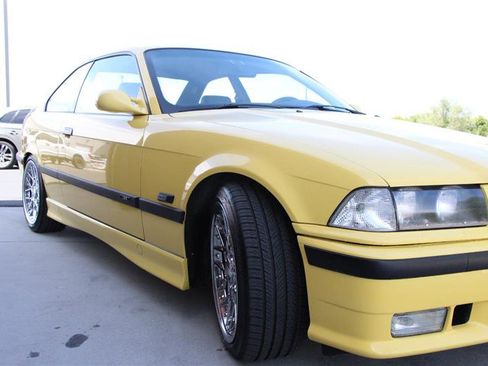 Used 1995 BMW M3 Coupe RWD image 11