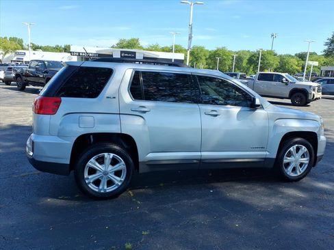 Used 2017 GMC Terrain SLE w/ Convenience Package FWD image 8