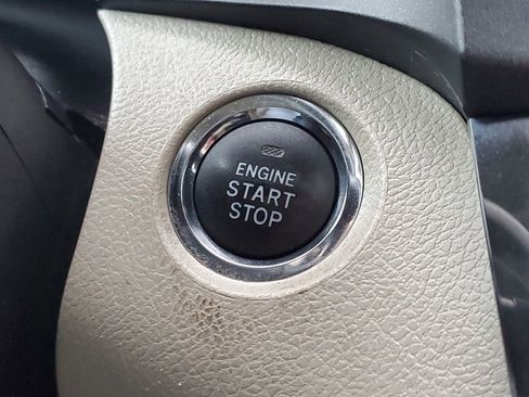 Used 2019 Toyota Sienna XLE Premium image 21