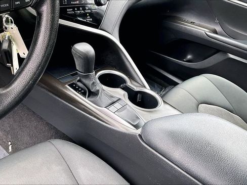 Used 2023 Toyota Camry LE FWD image 10