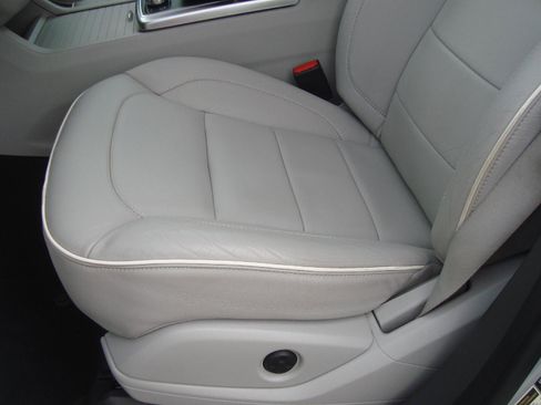 Used 2012 Mercedes-Benz ML 350 4MATIC image 9