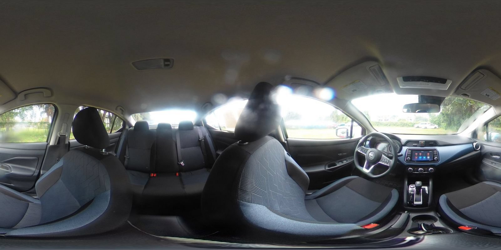 Used 2025 Nissan Versa SV FWD image 39