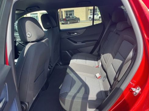 New 2026 Chevrolet Equinox LT FWD image 32