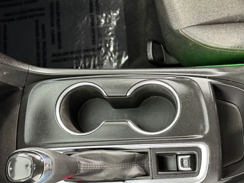 Used 2019 Chevrolet Equinox LT FWD image 28