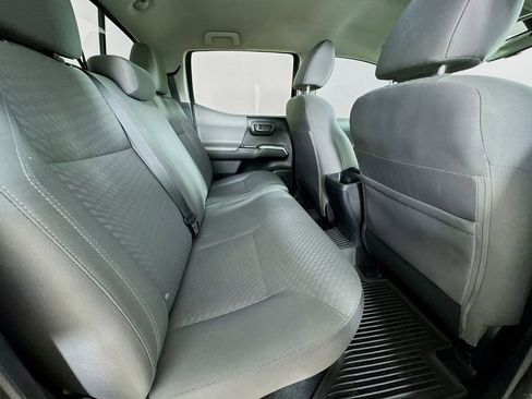 Used 2022 Toyota Tacoma SR5 image 32