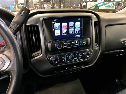 Used 2019 Chevrolet Silverado 1500 LT w/ All Star Edition AWD/4WD image 18