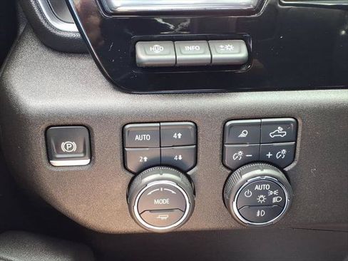 Used 2025 Chevrolet Silverado 2500 LTZ w/ Z71 Chrome Sport Edition AWD/4WD image 18
